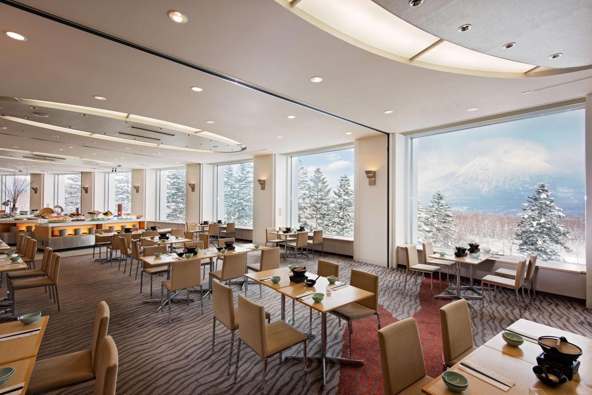 北海道新雪谷希尔顿度假酒店 度假村